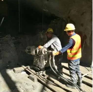 项城水下抗分散灌浆料特点 水下不分散注浆料介绍